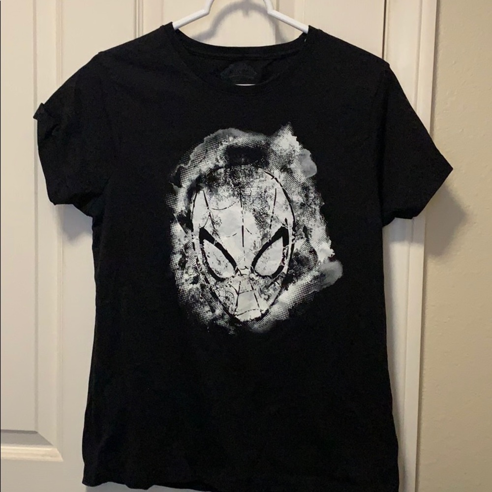 Ultimate Spider-Man tshirt. Like new.